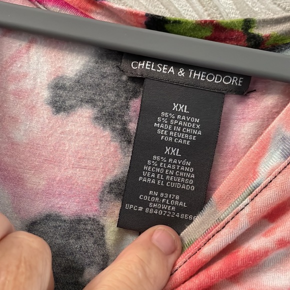 Multi-Color SS Soft Flowy Top - Picture 4 of 6